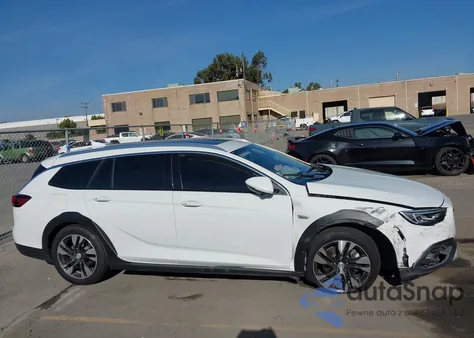 2018 Buick Regal Tourx Preferred из США, поврежденный, VIN W04GU8SX8J1065146